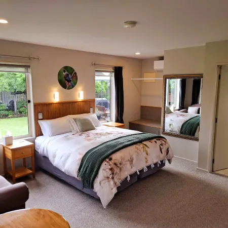Blue Ridge Studios and Bed & Breakfast