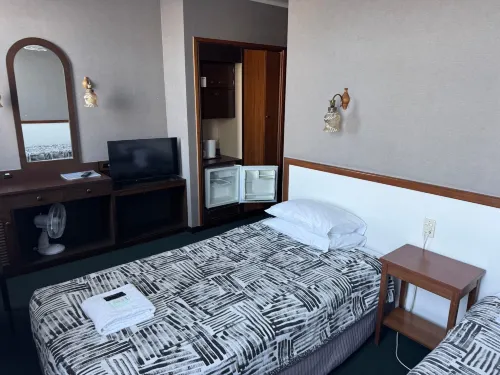 Grand Hotel - Whangarei - 2 звезды