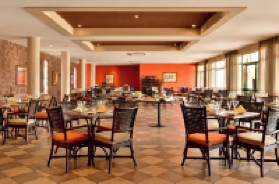 Pestana Tropico Ocean & City Hotel