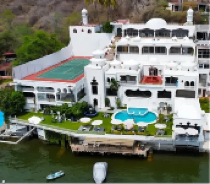 Hotel en Tequesquitengo Gran Horizonte