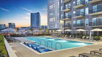Sentral SoBro - Rooftop Pools