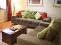 Cocos Beach Bungalows Hotels in Broome