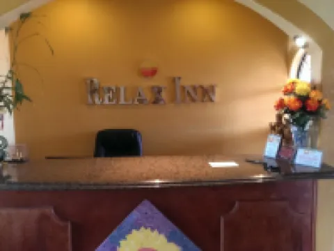 Relax Inn Dilley Hotels in Dilley