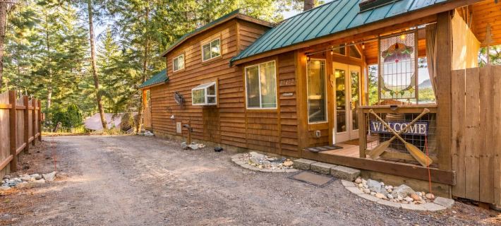 Das Tree Haus 1 Bedroom Home by NW Comfy Cabins by RedAwning Hotels in Chelan County