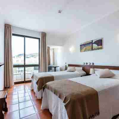 Salema Beach Hotel Rooms