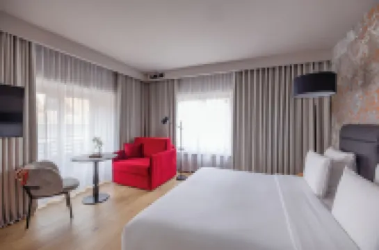 居住之地-萊昂諾酒店 酒店