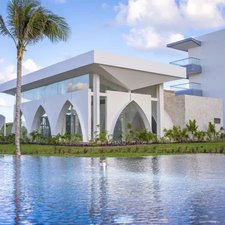 Planet Hollywood Adult Scene Cancun by Royalton, An Autograph Collection All-Inclusive Resort
