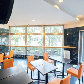 Urbain Hiroshima Executive