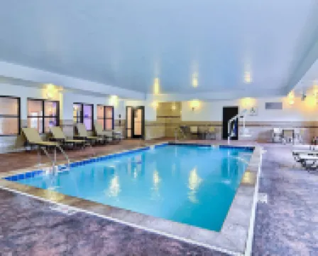 Comfort Suites Uniontown