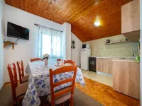 Apartment Šime Hotels in Nin
