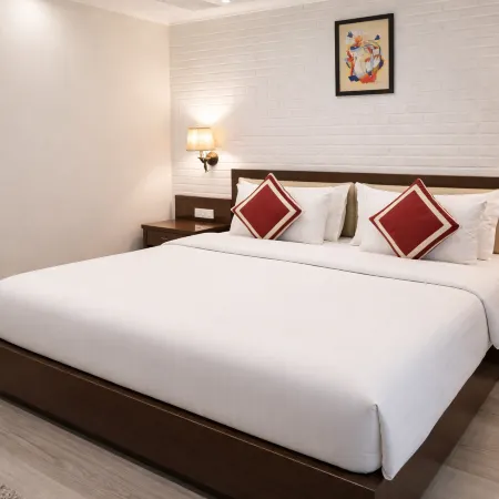 Hotel Diplomat Residency