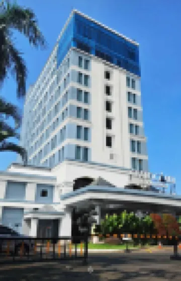 Grand Candi Hotel