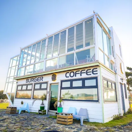 Jeju Heavy Pension & Caravan