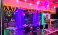 ศรี สิทธิ วินายัก โรงแรม แอนด์ เรสเตอร์รองต์ - พร้อมอาหารเช้า