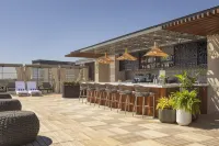 The Monarch San Antonio, Curio Collection by Hilton - bar