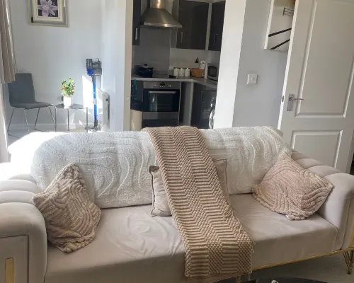 Deluxe En-suite Room w FastWiFi, Free Parking & Equipped Kitchen Hotels in Wolverhampton