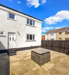 Bright & Modern 3-Bed House Next To Glasgow Airport - Wifi