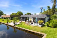 Caloosahatchee Hideaway II, Waterfront Stay Kayaks, Bikes, Guest Favorite