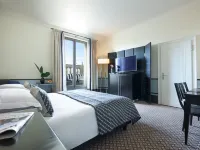 Hotel de Rome Berlin Hotels near James Simon Gallery