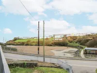 Fronglyd Hotels in Aberporth