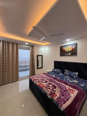Stella homestay-Yashobhoomi with Rooftop Hotel berhampiran Dwarka Sektor 9