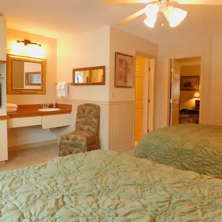 Cozy Bigfork Condo Отели в г. Бигфорк