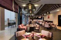 Radisson Blu Hotel and Resort, Sohar - breakfast