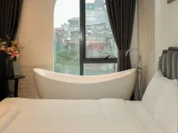 Luma Boutique Hotel Hotels near Lenin Statue