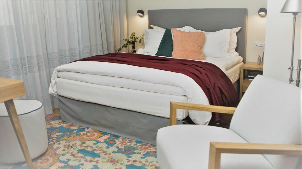 Elements Rooms & Apartments