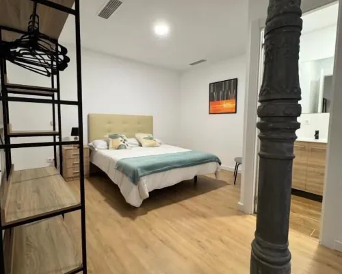 Apartamentos Melisa Hotels near Carabanchel