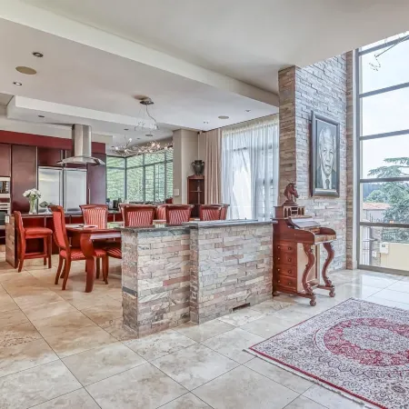 Executive 4-Bedroom Home