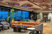 Radisson RED  Izmir Point Bornova