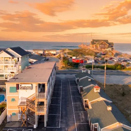 Sea Horse Inn and Cottages