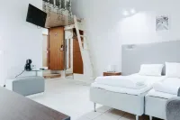 Cozy Suites Hotel a 