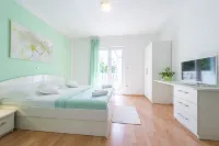 Apartments Nikolina