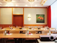 Vienna House by Wyndham Baltic Stralsund Hotels near Ruegendamm