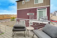 Spacious & Modern! New Home Near Gaylord Rockies