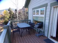 Anemone Townhome 3 Bed 3 Bath - balcony