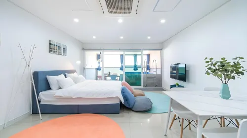 Geojae Sunstay Poolvilla - Villas