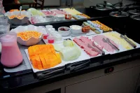 Universitario Hotel - breakfast