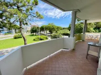Spacious beachside flat with terrace - Huoneistot