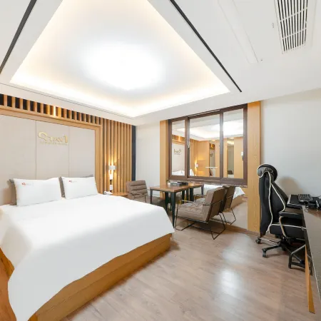 Stay Hotel