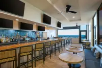 Ashore Oceanfront Hotel - 바