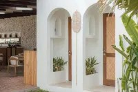 Quma Hotel - parking
