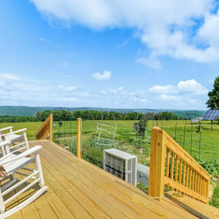 Secluded Oxford Cabin on 75 Acres: Sunset Views!