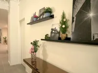 Newly Modern Home for Big Group Near SC Hotels in Point Cook