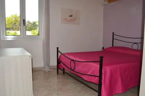 Charming Home on the Beach with Spacious Terraces & Garden; Pets Allowed;