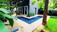 The Calms Villa by Travent Mug. - Pools