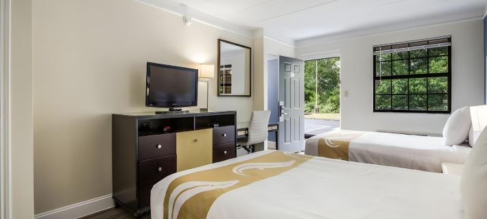 Quality Inn Hotels in Hampton