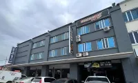 Lucky - 5 Inn - 2-Star